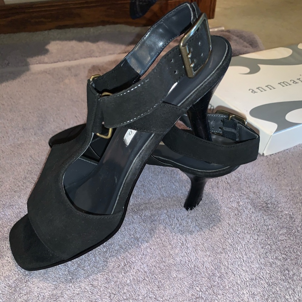 Brand new, Beautiful, black heels